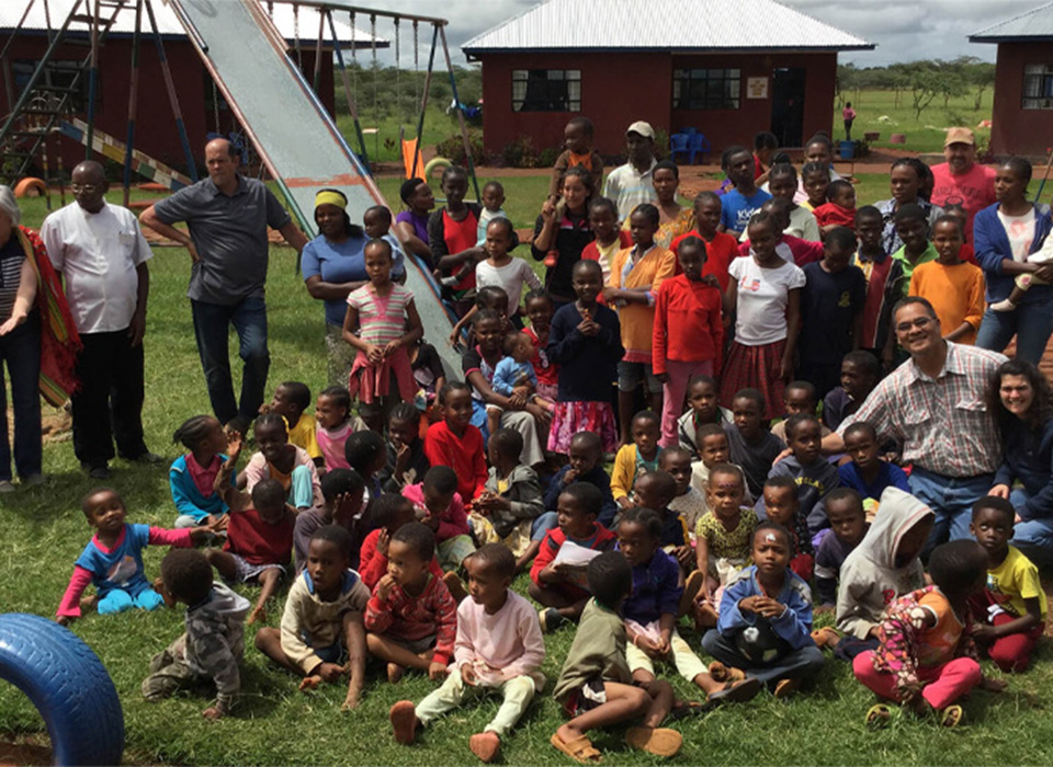 FalcosChildren_CommAppThumbnail