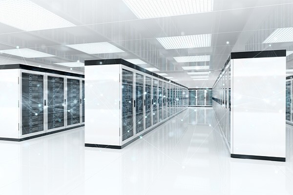 commapp-backuppower-datacenter-600x400