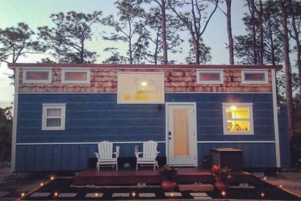 Tiny, mobile home powered with PHI batteries