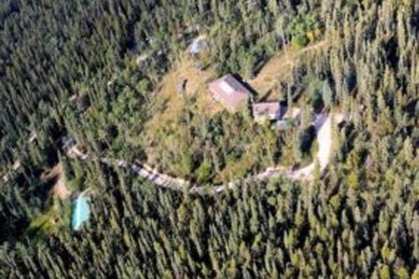 Off-grid living in Yukon, Canada