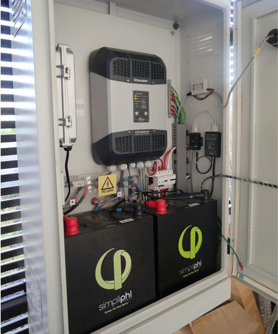 Installed PHI batteries, battery storage system setup