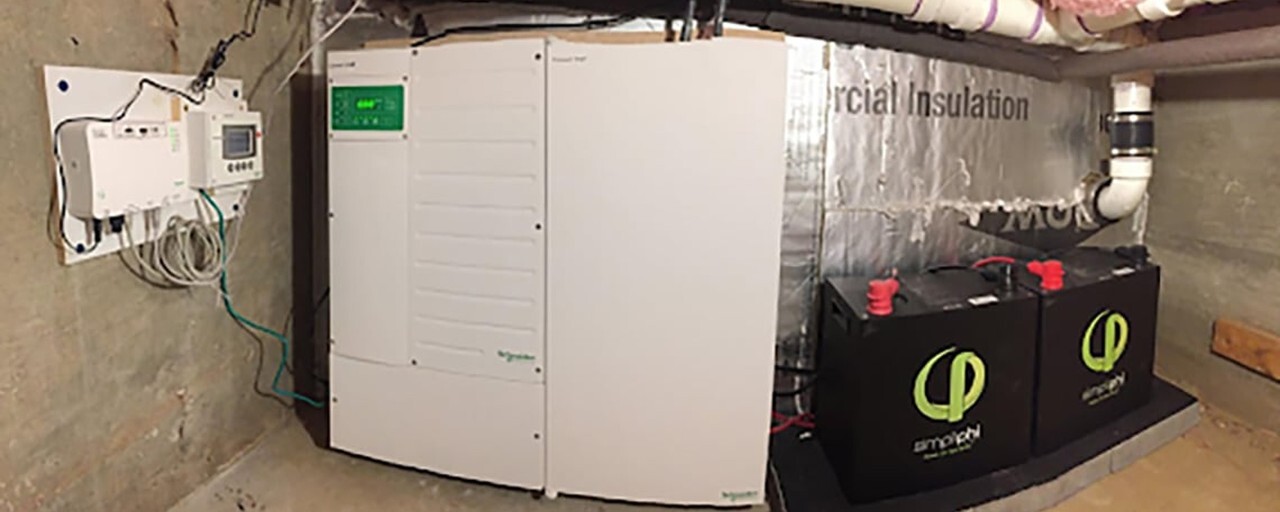 AC-coupled sola rand energy storage system