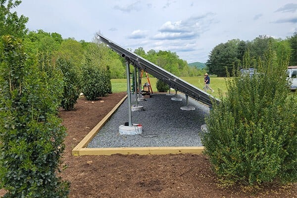 Off-grid solar panels setups